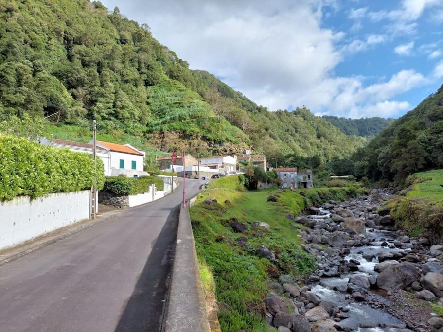 Вілла Casa Do Sanguinho Faial da Terra Екстер'єр фото
